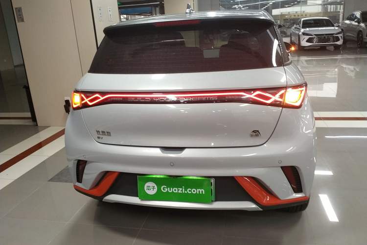 Used BYD Dolphin 2021 405 km Fashion Edition
