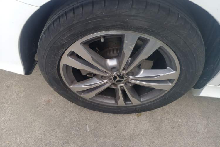 Used Mercedes-Benz C-Class 2020 C 200 L Fashion Edition Sport Version Right Rear Wheel Hub