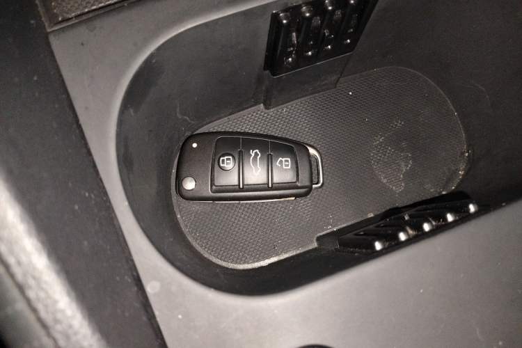 Used Audi Q2L 2022 35 TFSI Fashionable and Elegant Model
