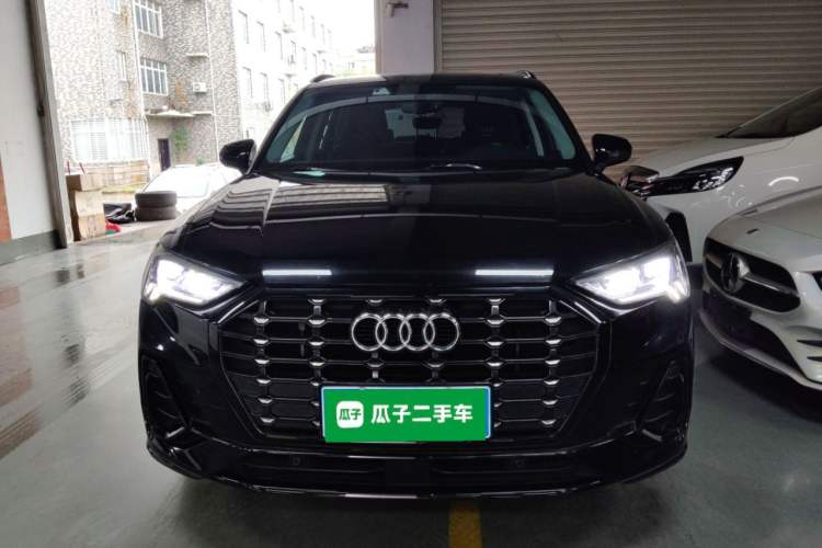 Used Audi Q3 2021 35 TFSI Fashion Dynamic Model
