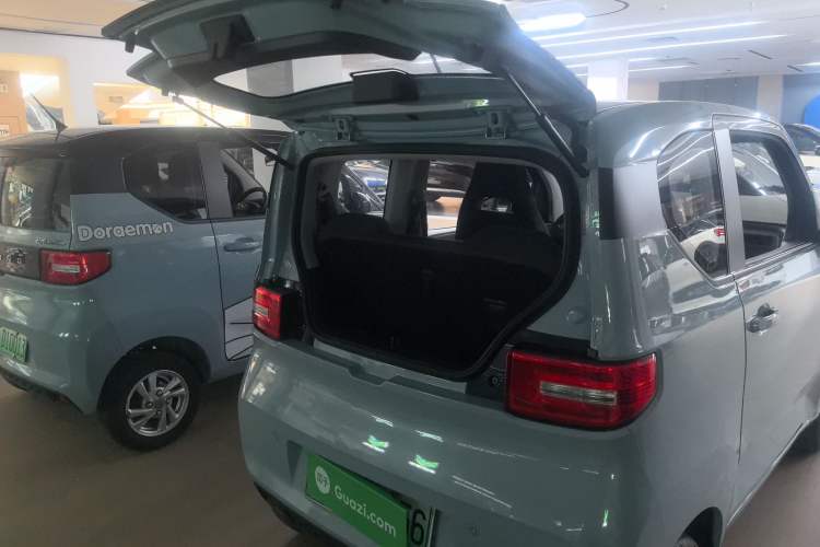 Used Wuling Hongguang MINIEV 2020 Freedom Version Lithium Iron Phosphate Trunk