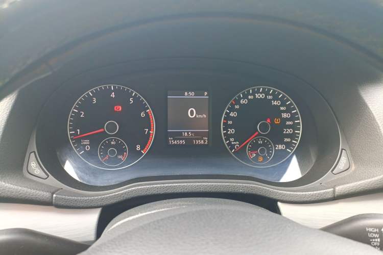 Used Volkswagen Passat 2013 1.8TSI DSG Prestige Edition Instrument Cluster