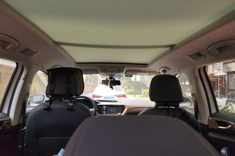 Used Volkswagen Tharu 2019 280TSI Two-Wheel Drive Luxury Version China VI Standard
