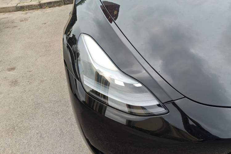 Used Tesla Model Y 2023 Rear-Wheel-Drive Version