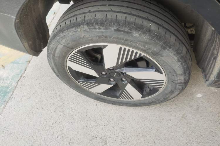 Used SWM Dahu EDi 2023 EDi 1.5L Luxury Model 5 Seats