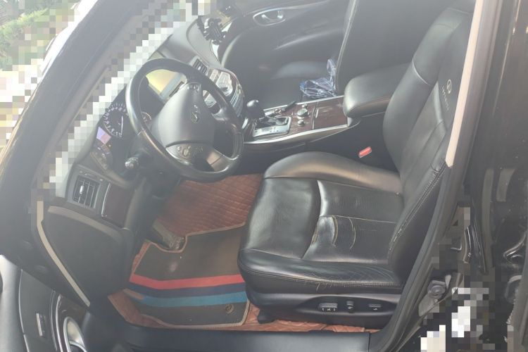 Used Infiniti M Series 2011 M25 Luxury Model
