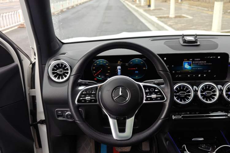 Used Mercedes-Benz EQB 2022 EQB 260