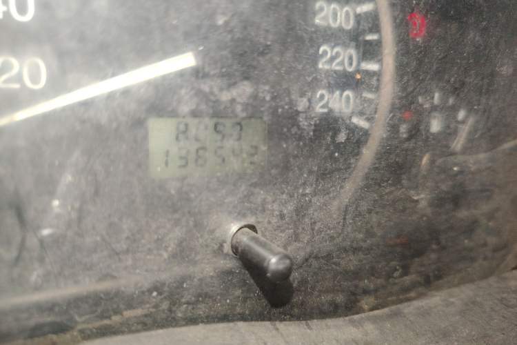 Used Ford Classic Transit 2015 2.8T Diesel Van Short Wheelbase 3-Seater Mid-Roof Short Body – JX493ZLQ4