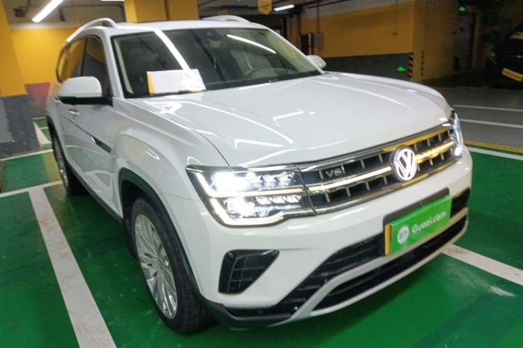 Used Volkswagen Teramont 2021 530 V6 All-Wheel Drive Prestige Flagship Edition Front Right 45 Deg