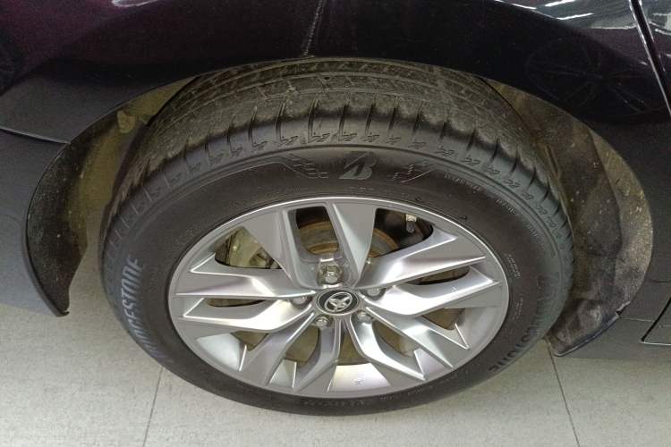 Used Toyota Avalon 2019 2.0L Luxury Edition China VI Standard