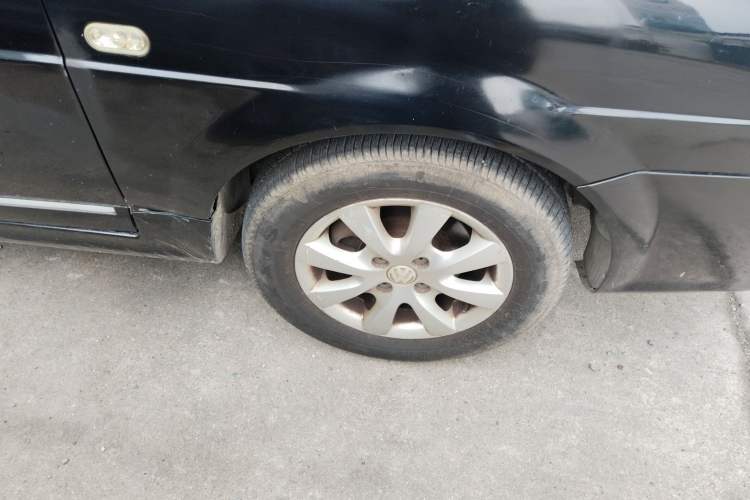 Used Volkswagen Santana Vista 2010 1.6L Manual Sishang Version
