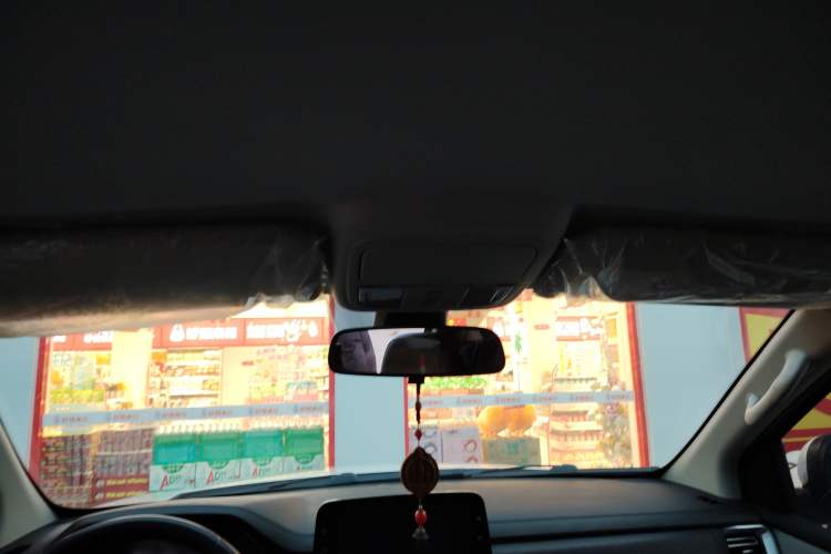 Used JMC Yuhu 7 2022 2.0T Automatic Diesel 4x4 Comfort Edition Standard Wheelbase
