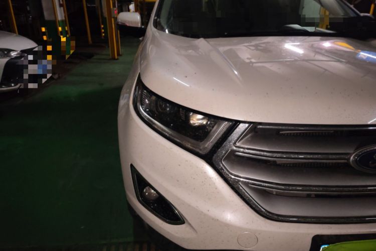 Used Ford Edge 2016 EcoBoost 245 Four-Wheel Drive Titanium Edition 7-Seater
