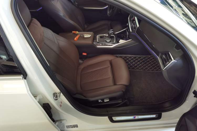 Used BMW 3 Series 2022 Updated 325Li M Sport Package Right Front Seat