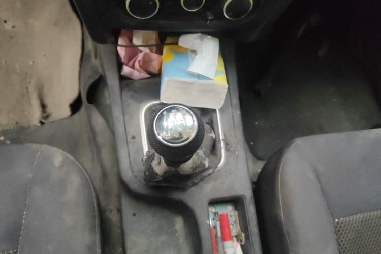 Used CHANGAN KAICHENG Shenqi F30 2018 1.5L Comfort Plus Long Wheelbase DAM15L Gear Lever