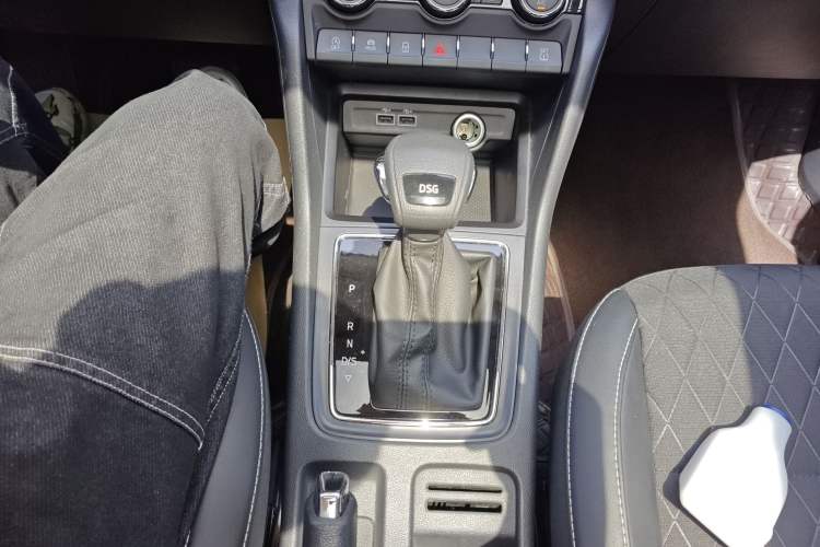 Used Skoda Karoq 2018 TSI280 Luxury Edition China V Standard Gear Lever