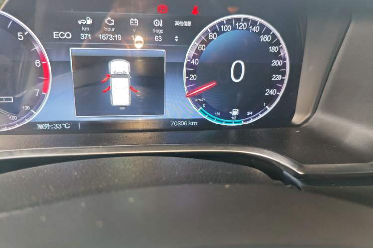 Used BAIC Off-Road BJ40 2022 2.0T Automatic Four-Wheel Drive Ring of the Tower Champion Edition Odometer Close Up