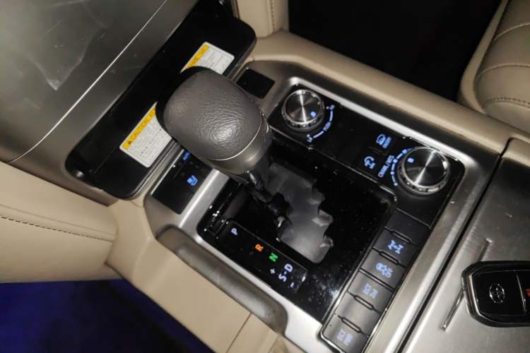 Used Toyota Land Cruiser  Gear Lever