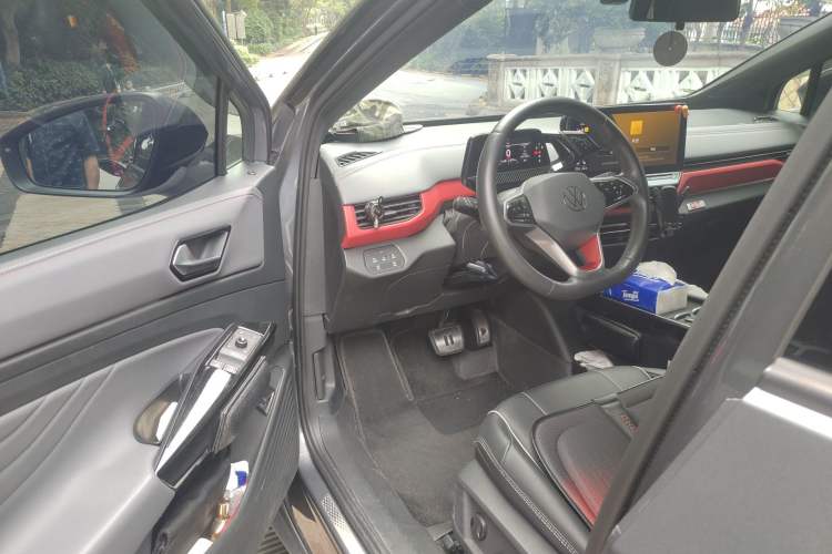 Used Volkswagen ID.4 X 2022 Pure Long-Range Version Driver Seat