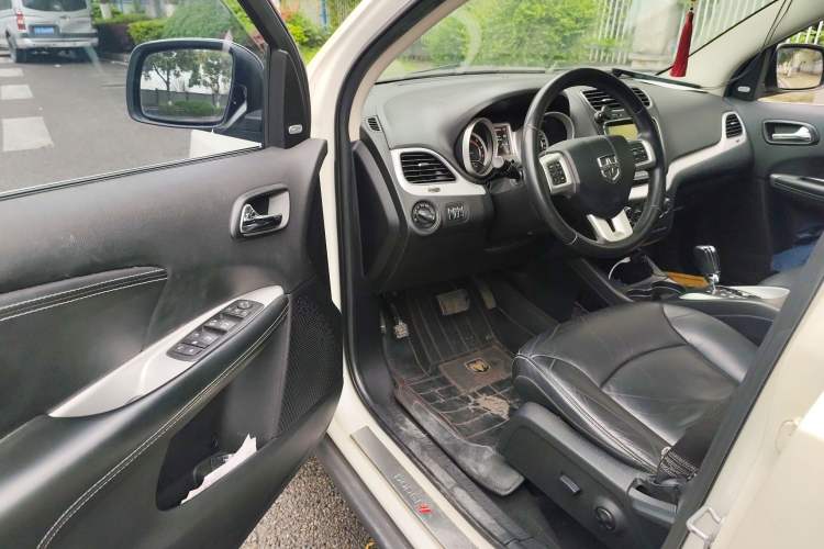 Used Dodge Journey 2014 2.4L Two-Wheel Drive Touring Edition