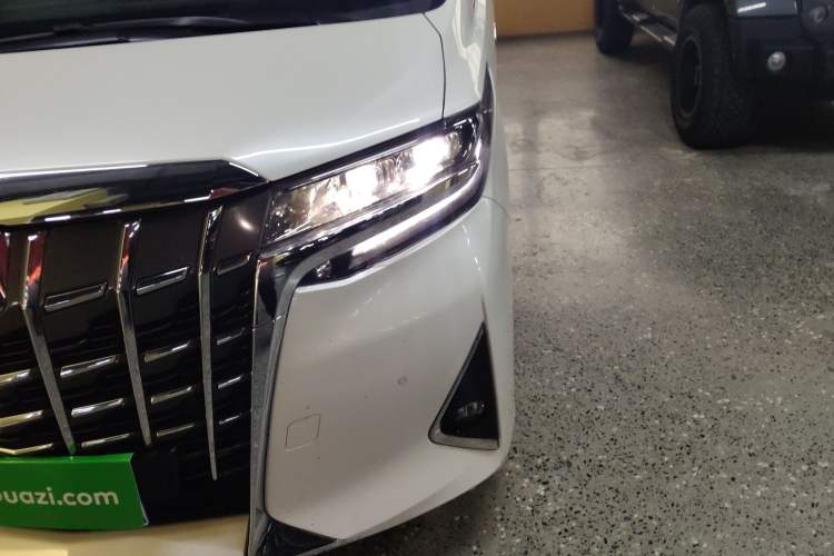 Used Toyota Alphard 2020 Dual-Engine 2.5L Prestige Edition
