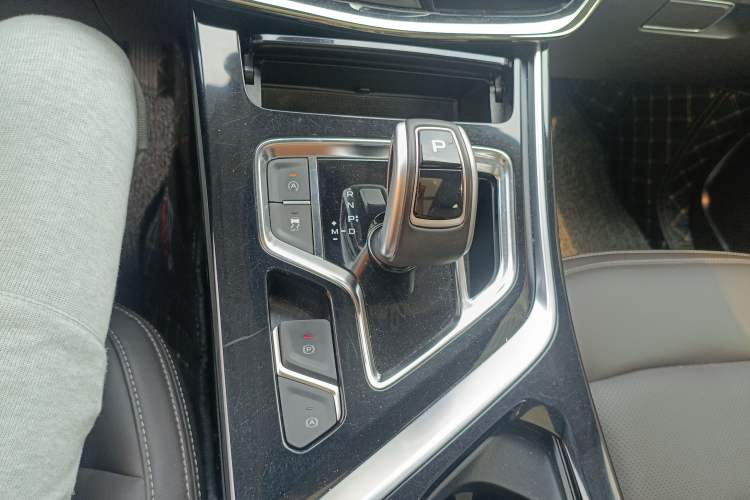 Used Geely Auto Jiajie 2019 1.5TD MHEV DCT Luxury Edition Gear Lever