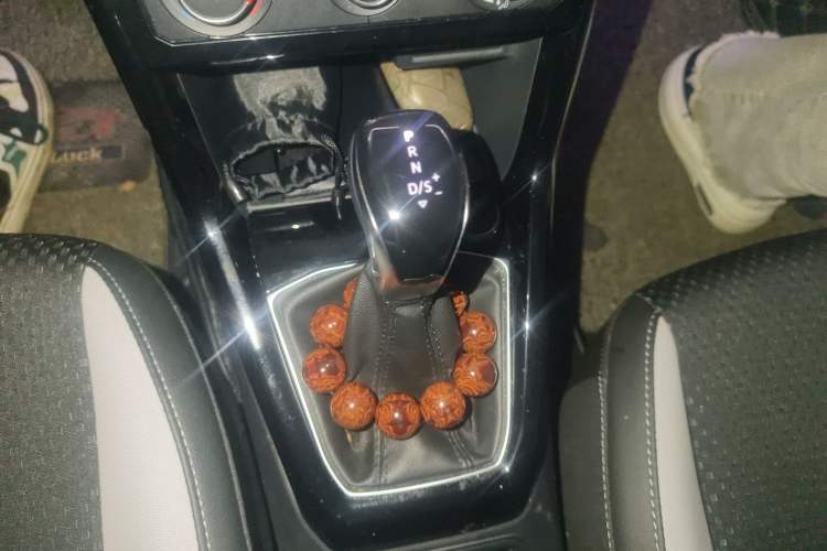 Used Volkswagen Tacqua 2020 1.5L Automatic Yue Gear Lever