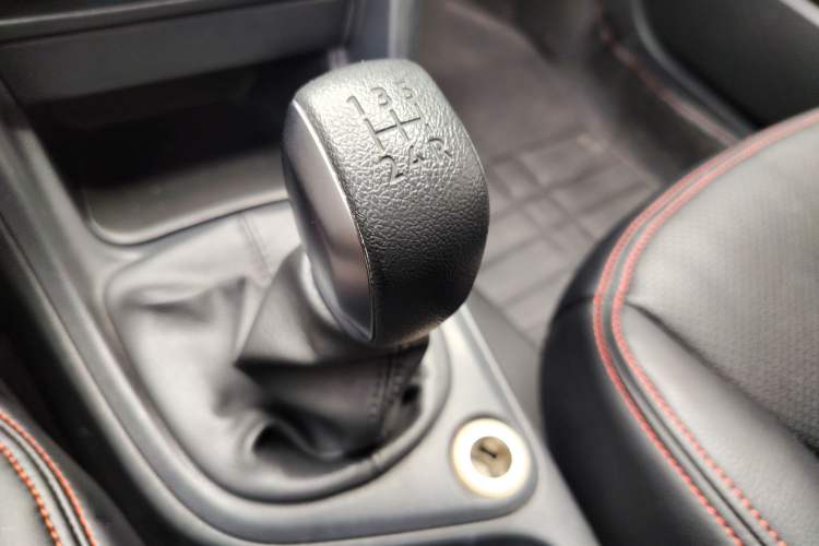 Used Peugeot 308 2014 Enjoy Edition Classic 1.6L Manual YouShang Model
