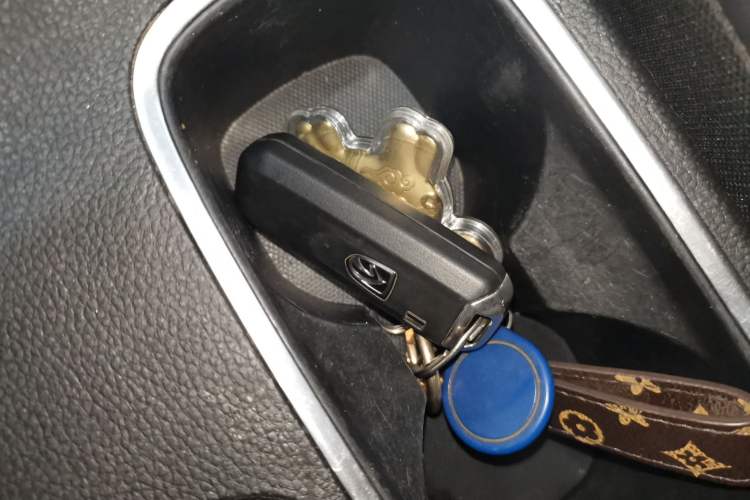 Used Baojun 510 2019 1.5L CVT Enjoyment Model China VI Emission Standard Vehicle Key