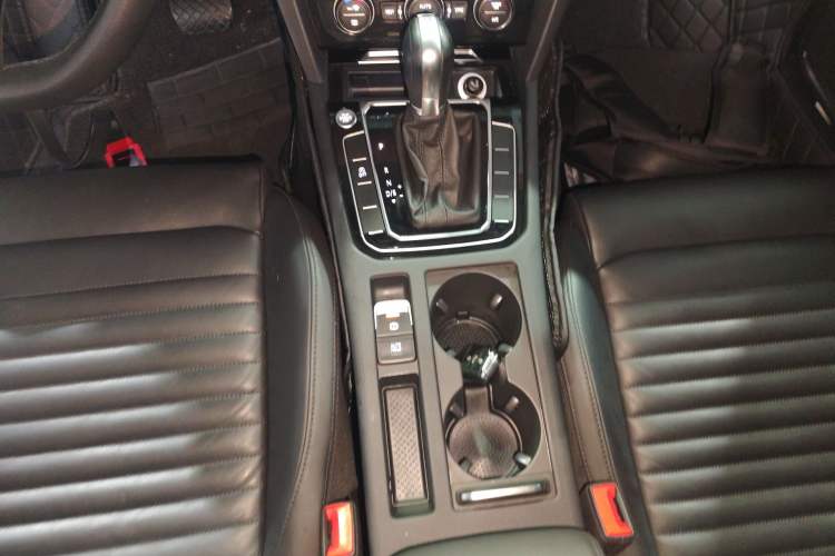 Used Volkswagen Magotan 2019 330TSI DSG Luxury Version China VI Standard
