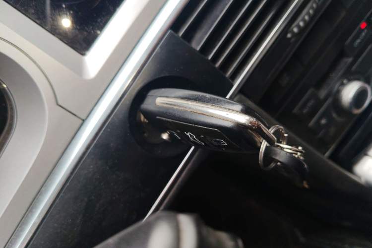 Used Audi A6L 2011 2.0 TFSI Automatic Standard Edition Vehicle Key