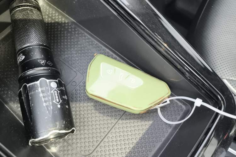 Used Volkswagen Talagon 2022 380TSI Four-Wheel Drive Flagship Shengjing Edition 6 Seats Vehicle Key