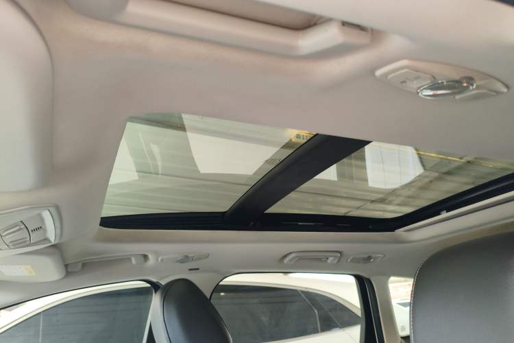 Used Ford Kuga 2017 EcoBoost 180 Two-Wheel-Drive Tiger Leap Model