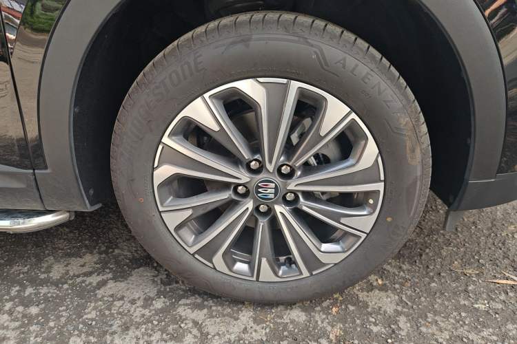 Used Buick Envision 2026 Model Equinox Plus 28T Two-Wheel-Drive Platinum Edition
