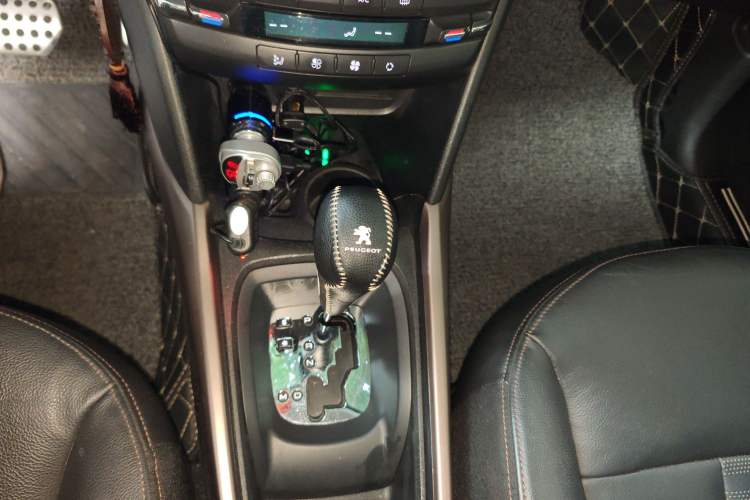 Used Peugeot 2008 2014 1.6L Automatic Navigation Edition