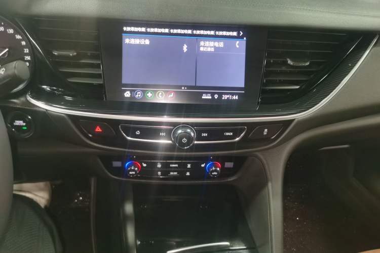 Used Buick Regal 2023 552T Smart Enjoyment Version Audio And AC Panel