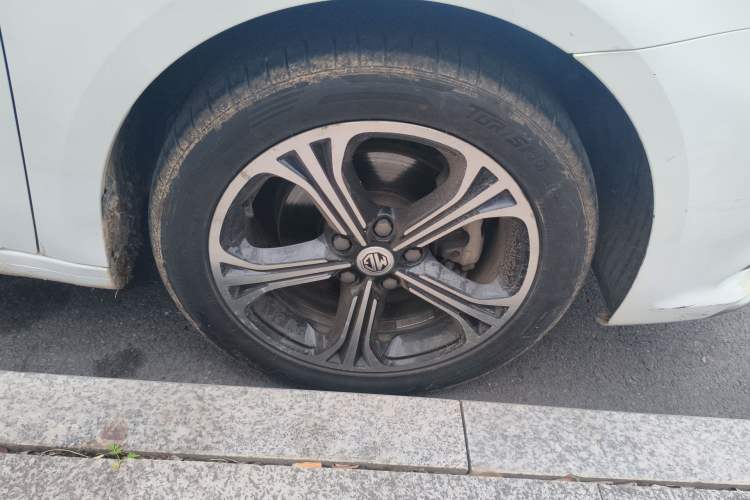 Used MG 6 2017 20T Manual Luxury Smart Connect Version China V Standard