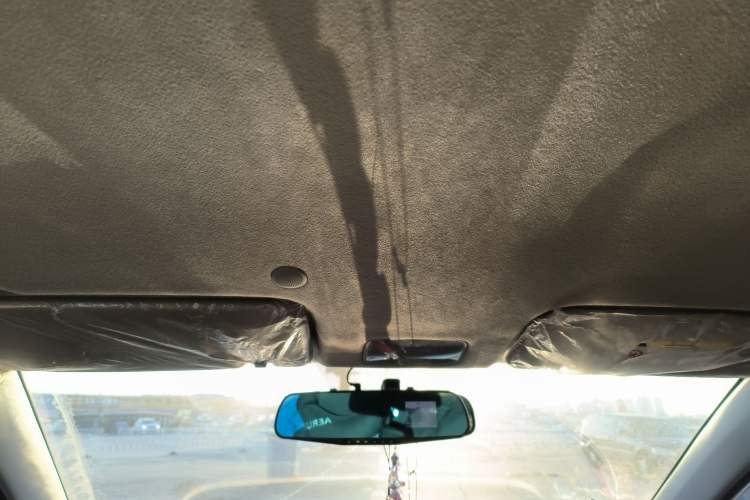 Used Kia kx1 Stonic 2021 1.4L Automatic Fun Edition Headliner