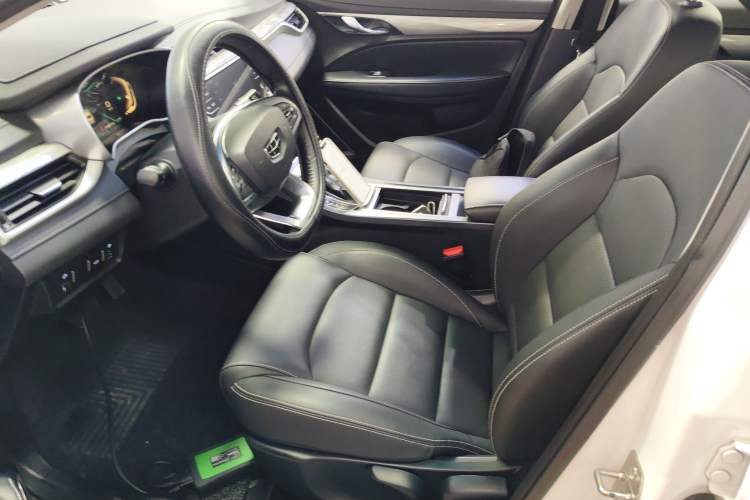 Used Geely Auto Emgrand 2019 Leading Edition 1.5L CVT Upward-Connected Model China VI Standard