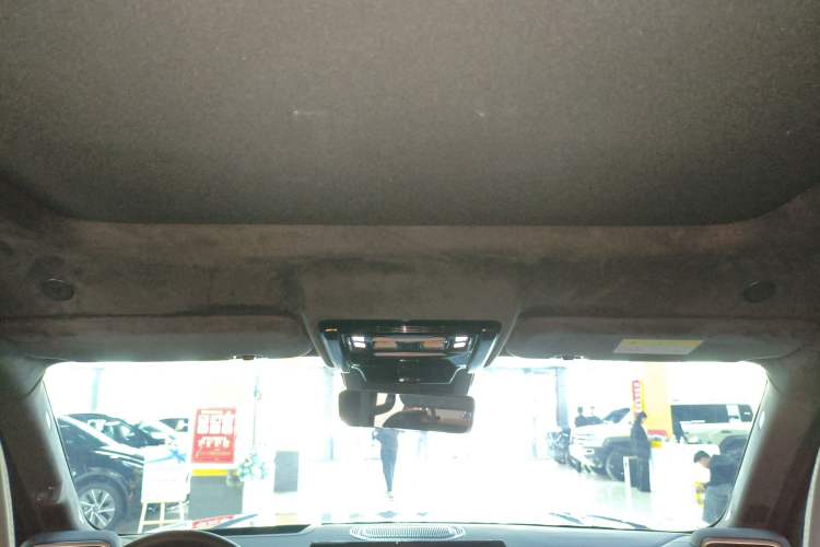 Used Formula Leopard 5 2023 Cloud Ride Flagship Edition
