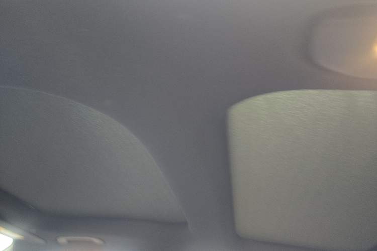 Used Mercedes-Benz GLB 2022 Second Facelift GLB 200 Dynamic Edition Headliner