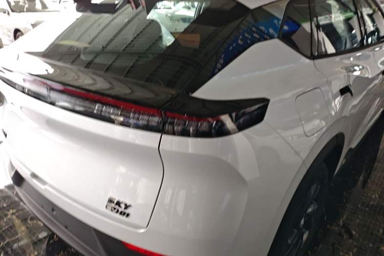 Used Dongfeng Aeolus SKY EV01 2025 530 km AIR Elite Edition