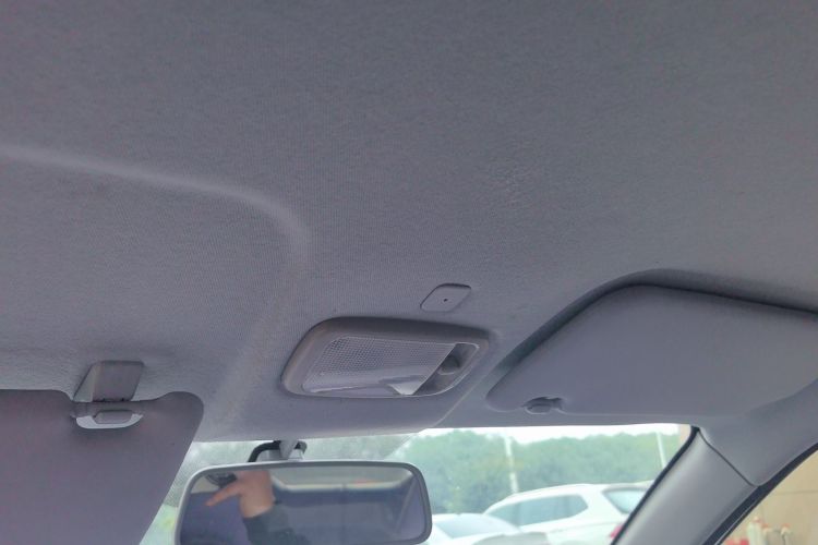 Used Chery QQ Ice Cream 2022 170km Sundae Phosphate Lithium-Ion
