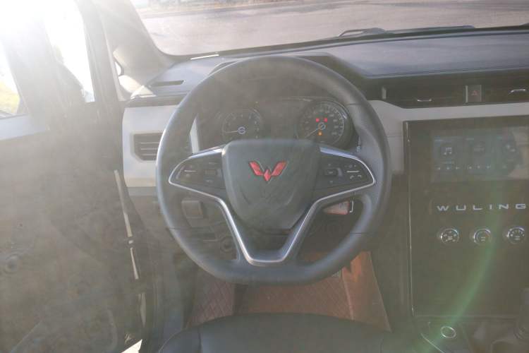 Used Wuling Zhengcheng 2021 1.5T Manual Luxury Version