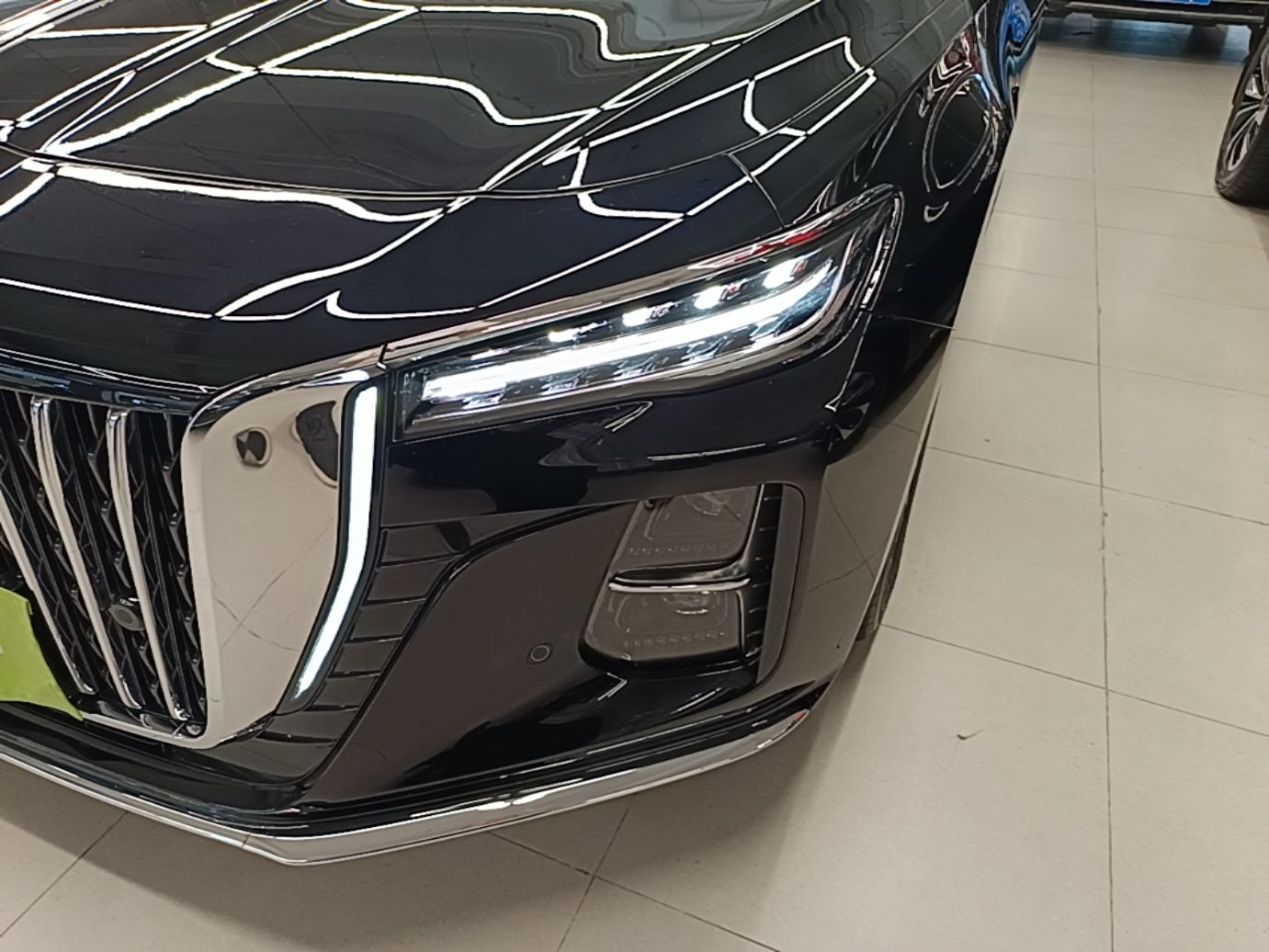 Hongqi H5 2025 2.0T Automatic Flag Edition – 500 000 Units Commemorative Version — снимка 8