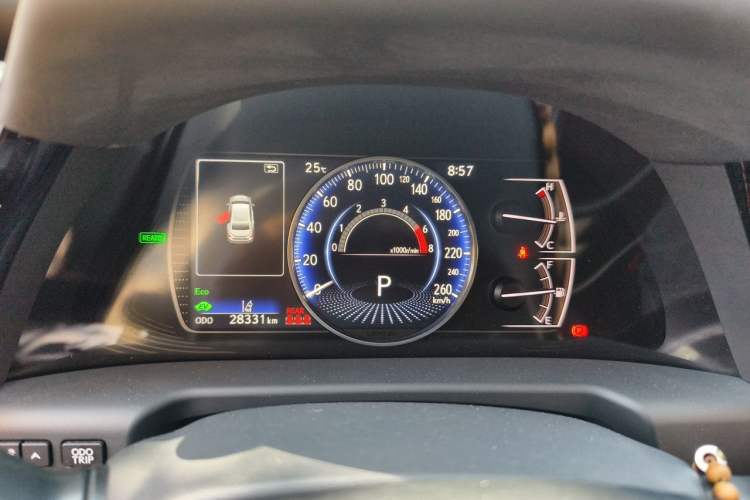 Used Lexus ES 2021 300h Deluxe Edition
