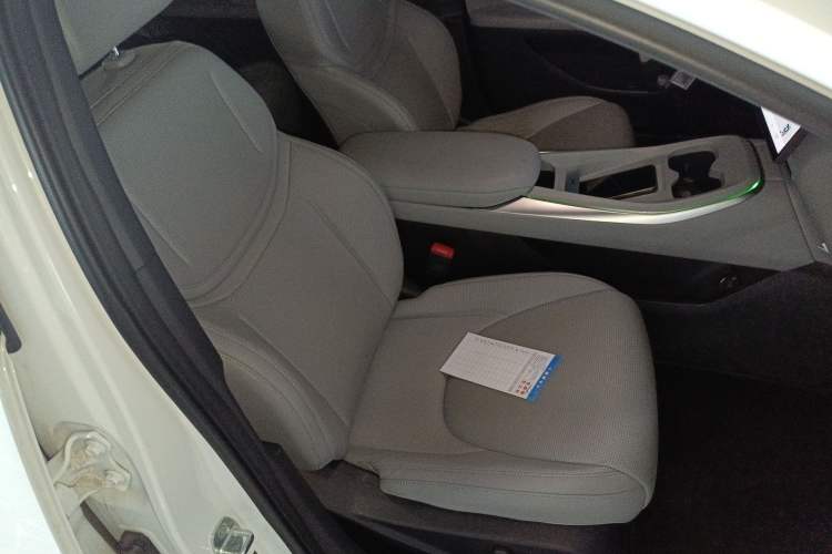 Used XPeng MONA M03 2025 600 with Ultra-Long Range Max Right Front Seat