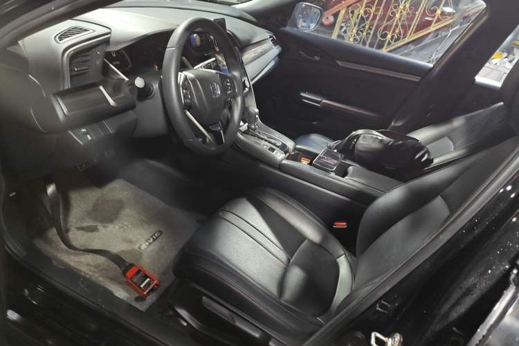 Used Honda Civic 2021 HATCHBACK 220TURBO CVT Trendy Cool Edition