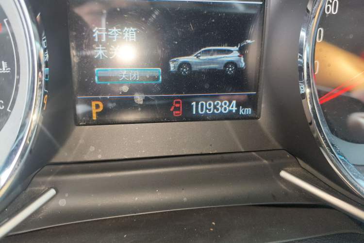 Used Chevrolet Orlando 2019 Redline 530T Automatic Enjoyment Version (5+2 Seating) China VI
