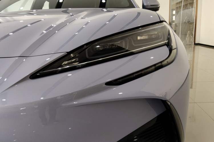 Used BYD Sealion 07 EV 2024 610 Zhihang Edition Left Front Headlight